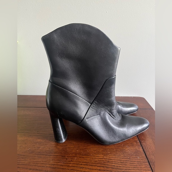 Vince‎ Harlow leather heel boots booties black leather NEW 9.5 - Picture 3 of 8